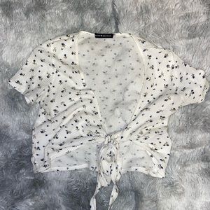 Brandy Melville tie front floral top